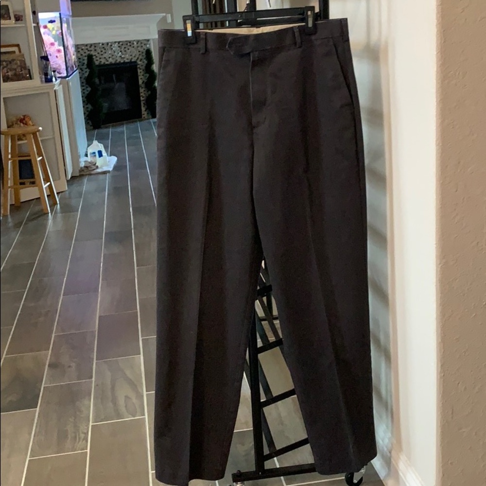 Dockers Premium Relaxed Fit Dress Pant